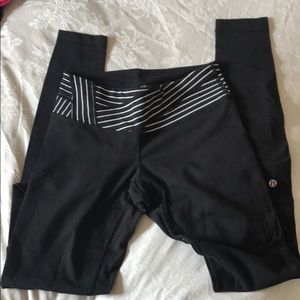 Lululemon black ankle leggings